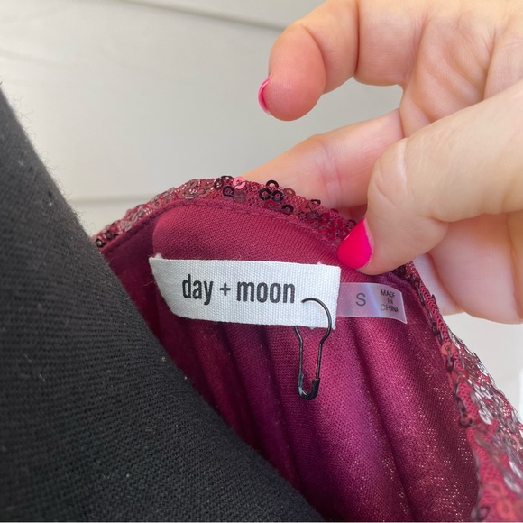 Day + Moon Cranberry  Sequin Top 
Size S - Picture 5 of 7